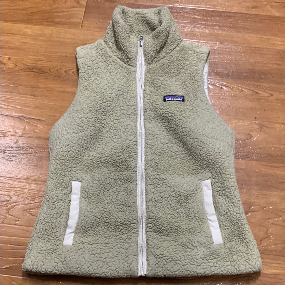 Patagonia Fleece Vest - Cozy Sherpa